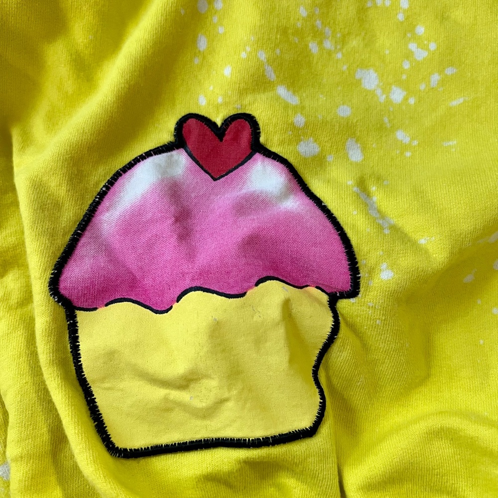 Primp - Yellow Splatter Hoodie - Cupcake